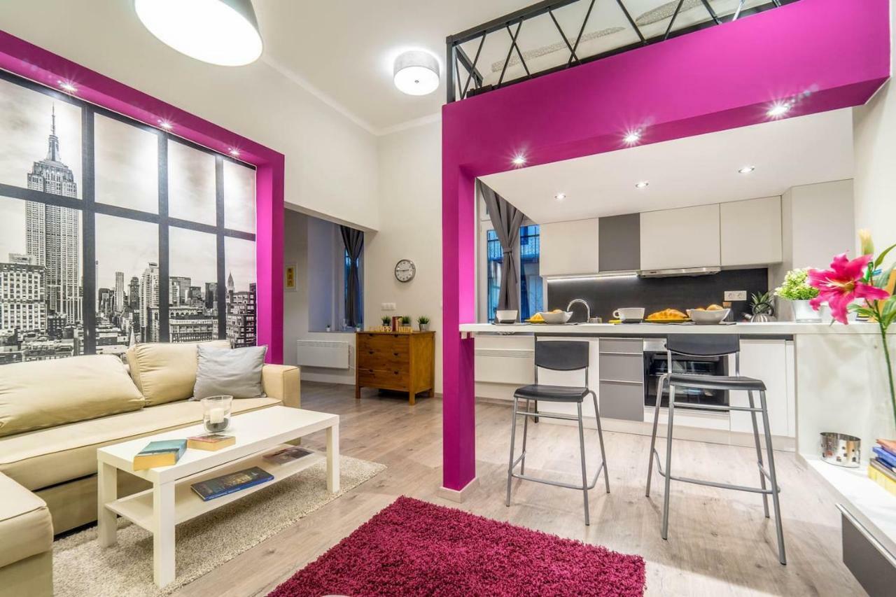 Cozy Downtown Studio Apartment บูดาเปสต์ ภายนอก รูปภาพ