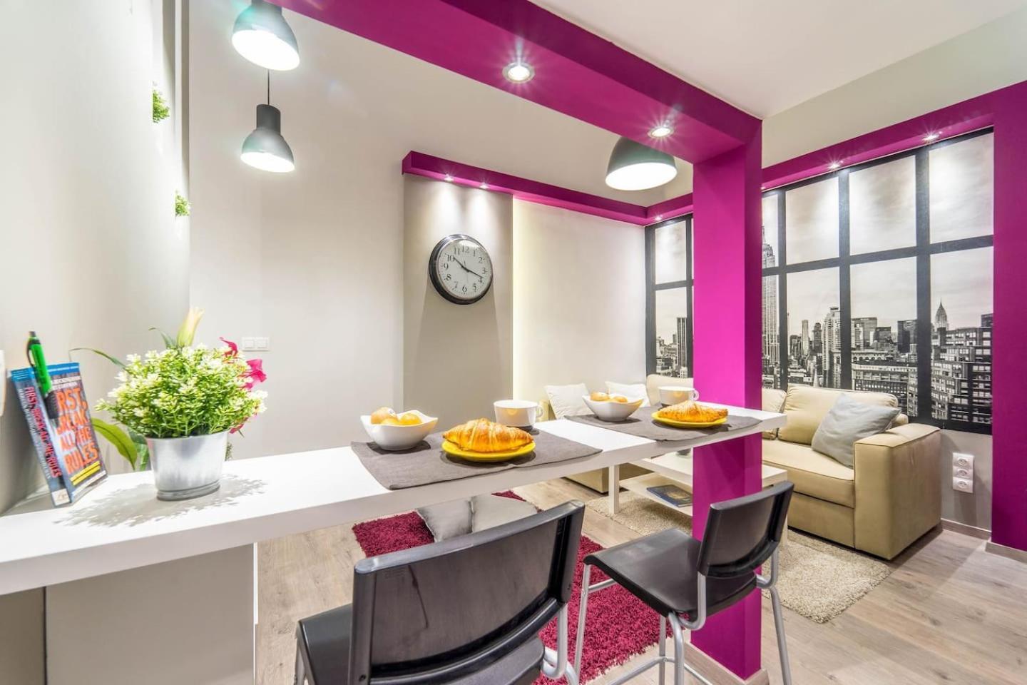 Cozy Downtown Studio Apartment บูดาเปสต์ ภายนอก รูปภาพ